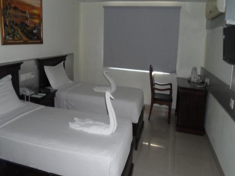 Capital O Hotel Central Park Near Birla Mandir Hyderabad Exterior photo