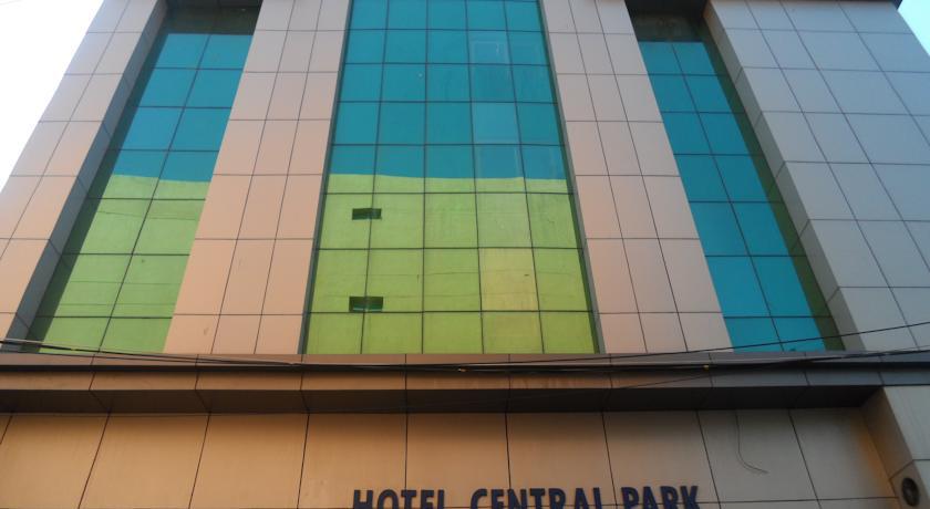 Capital O Hotel Central Park Near Birla Mandir Hyderabad Exterior photo